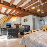 Holiday home Aix Piscine Interieure *