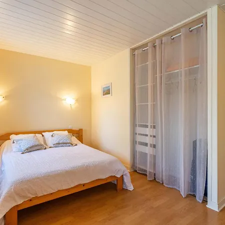 Aix Piscine Intérieure La-Gripperie-Saint-Symphorien