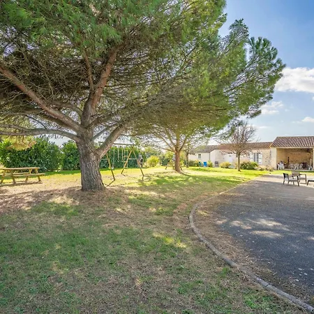 Сasa de vacaciones Aix Piscine Intérieure