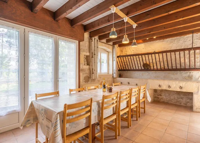 Сasa de vacaciones Aix Piscine Intérieure