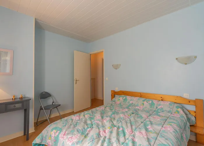 Aix Piscine Intérieure *