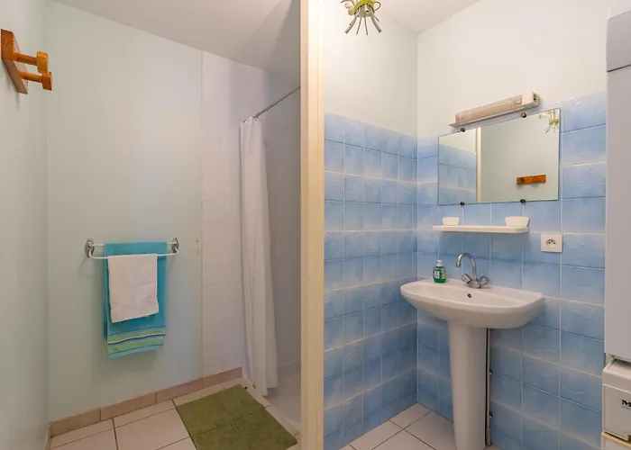 Aix Piscine Intérieure Сasa de vacaciones *